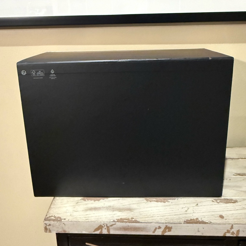 Versace Empty Black Box with Silver Logo - Picture 6 of 12